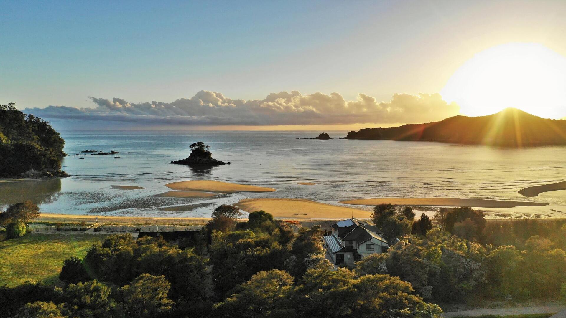 Abel Tasman coastline and native bush